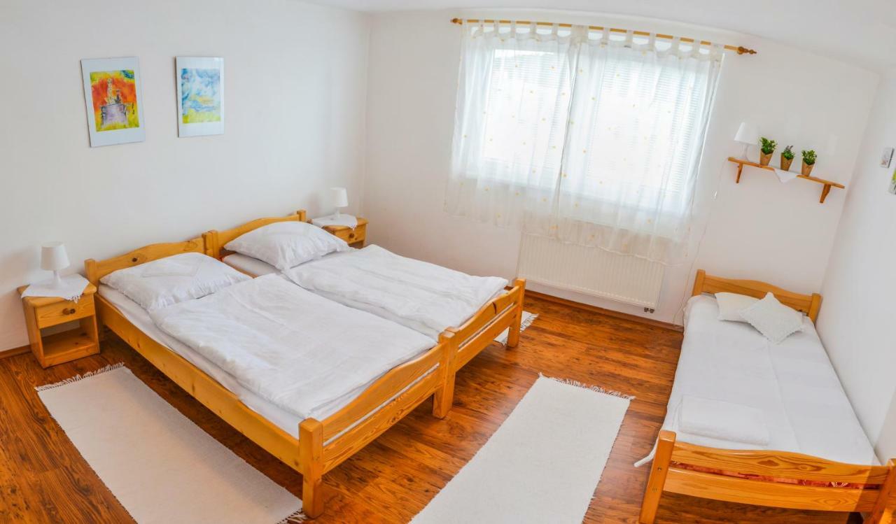 Penzion Gardos Kežmarok Exterior foto